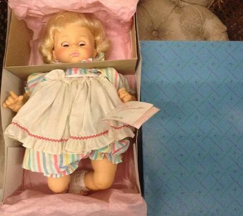 Madame Alexander Doll Pussy Cat (1 of 1)