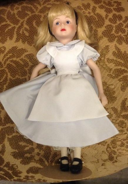 Alice in Wonderland Doll: Alice in Wonderland Doll