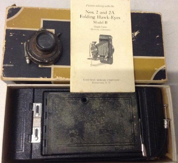 Kodak Folding Camera with the Box (1 of 1)