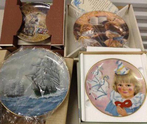 4 signed Collector Plates (1 of 1)