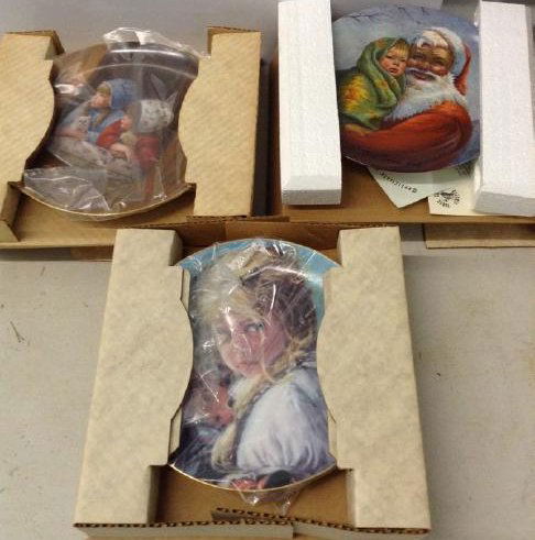 4 signed Collector Plates (1 of 1)