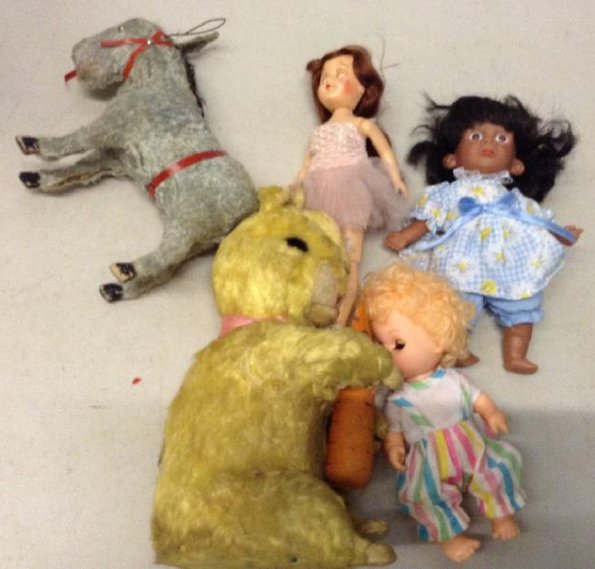 Vintage Dolls & Animals Rabbit is wind up: Vintage Dolls & Animals Rabbit is wind up
