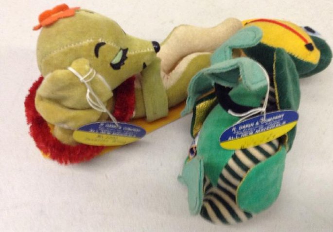 Dakin Dream Pets Hawaian Hound Hornet (1 of 1)