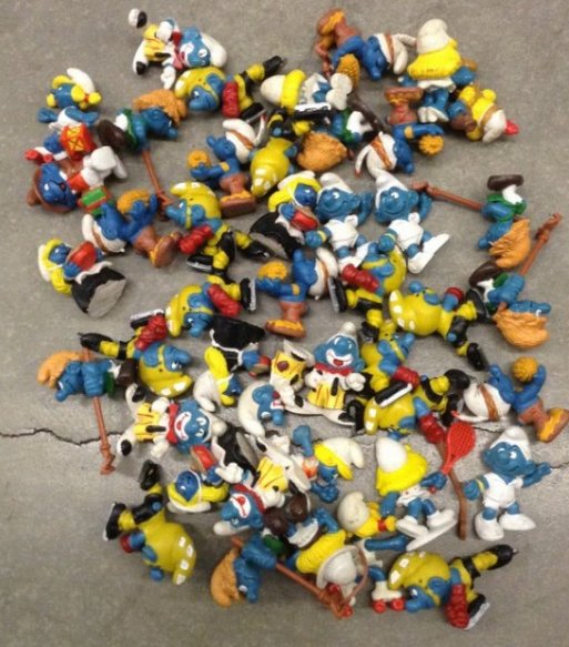 SMURFS LOT FIGURES (1 of 1)