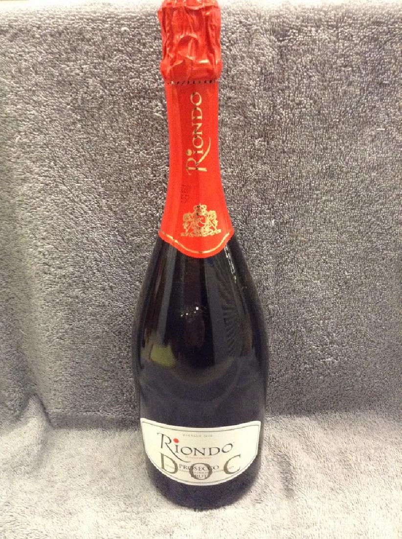 Riondo - Prosecco Doc Brut - 750ml (1 of 1)