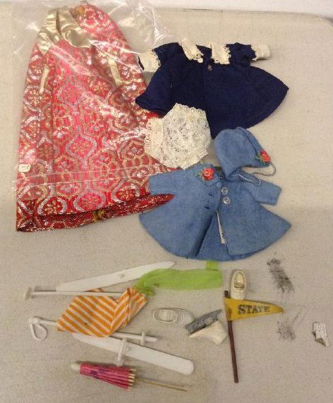 Barbie & Vouge Doll Clothes (1 of 1)