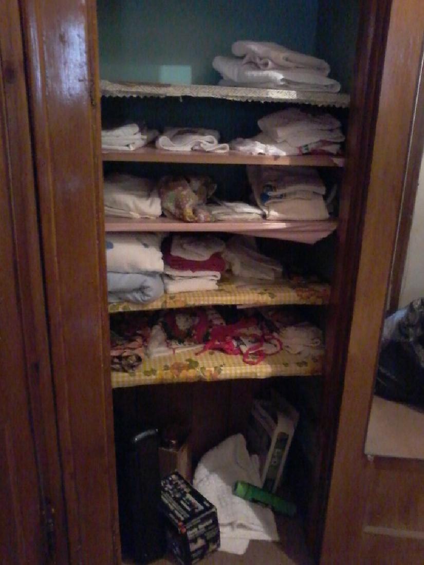 Contents of linen closet (1 of 1)