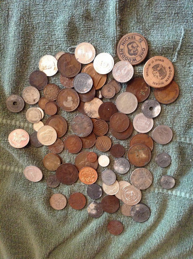 LOT OF FOREIGN COINS EARLY DATES AN SOME SILVER (1 of 1)