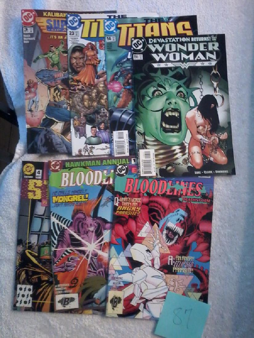 Mixed Lot of 7 DC Comics - Bloodlines - Static - Wonder (1 of 1)