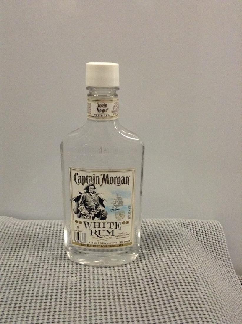 Captain Morgan White Rum (1 of 1)