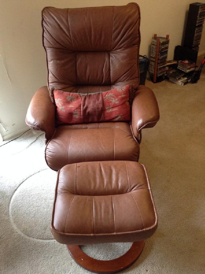 Chair 41 H, 33 W, 27 D without footstool: Chair 41 H, 33 W, 27 D without footstool