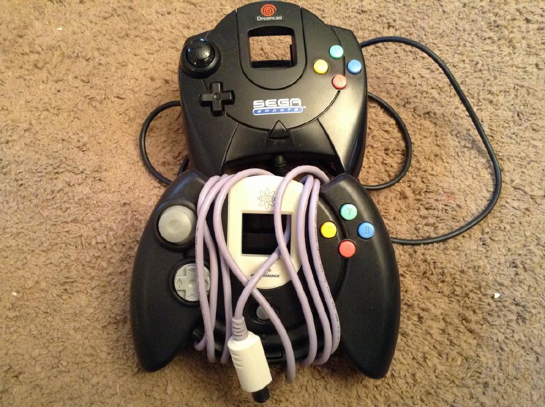 2 Controllers: Sega Sport Dreamcast & Performance (1 of 1)