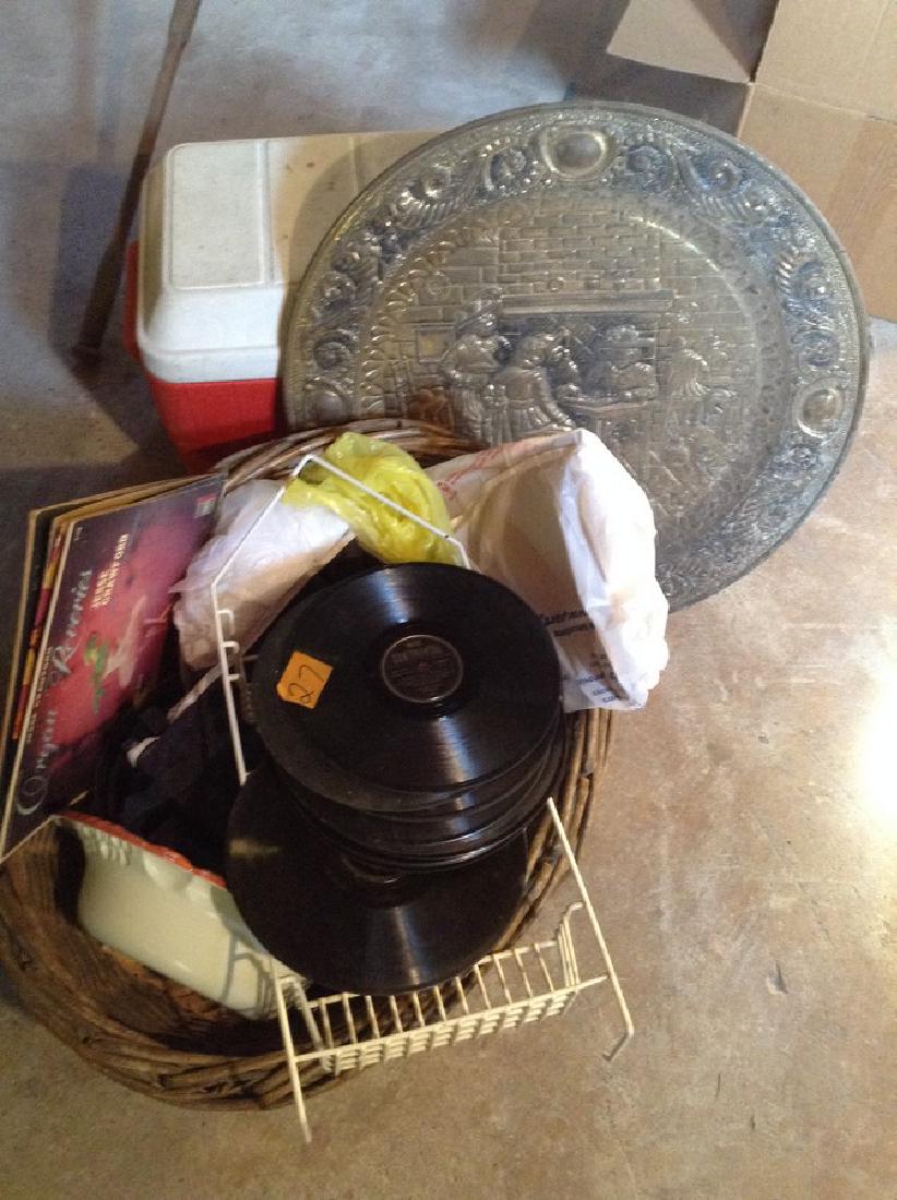 Box Misc Items, Wall Hanging & Cooler: Box Misc Items, Wall Hanging & Cooler