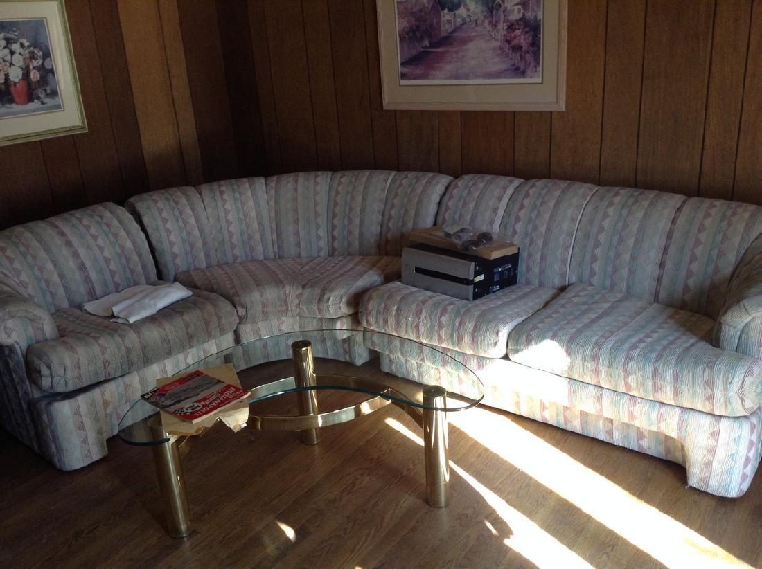 3 Piece sectional sofa Very Good Condition (1 of 1)