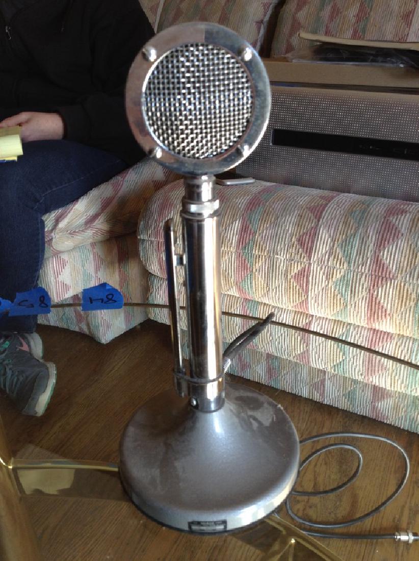 Vintage  Stand-up Radio Microphone - Astatic (1 of 1)