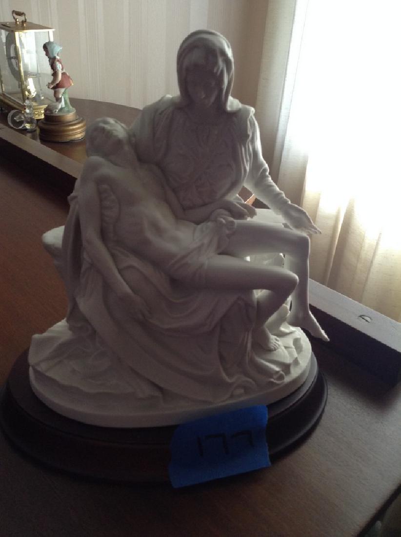 Franklin Mint Michael Angelo Pieta Statue 12" H (1 of 1)