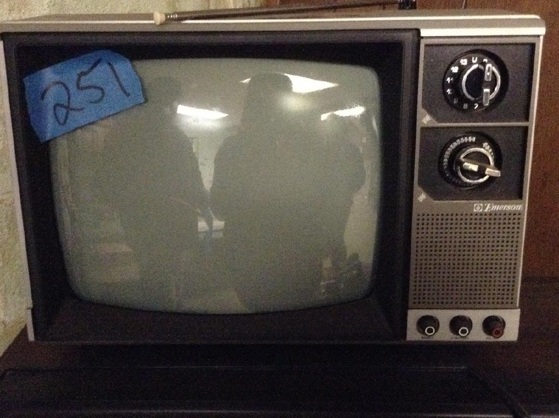 Emerson Black/ White TV (1 of 1)