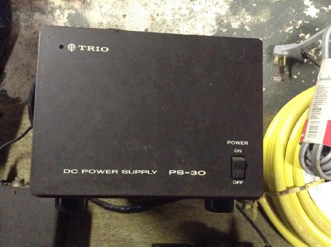 Trio DC Power Supply (1 of 1)