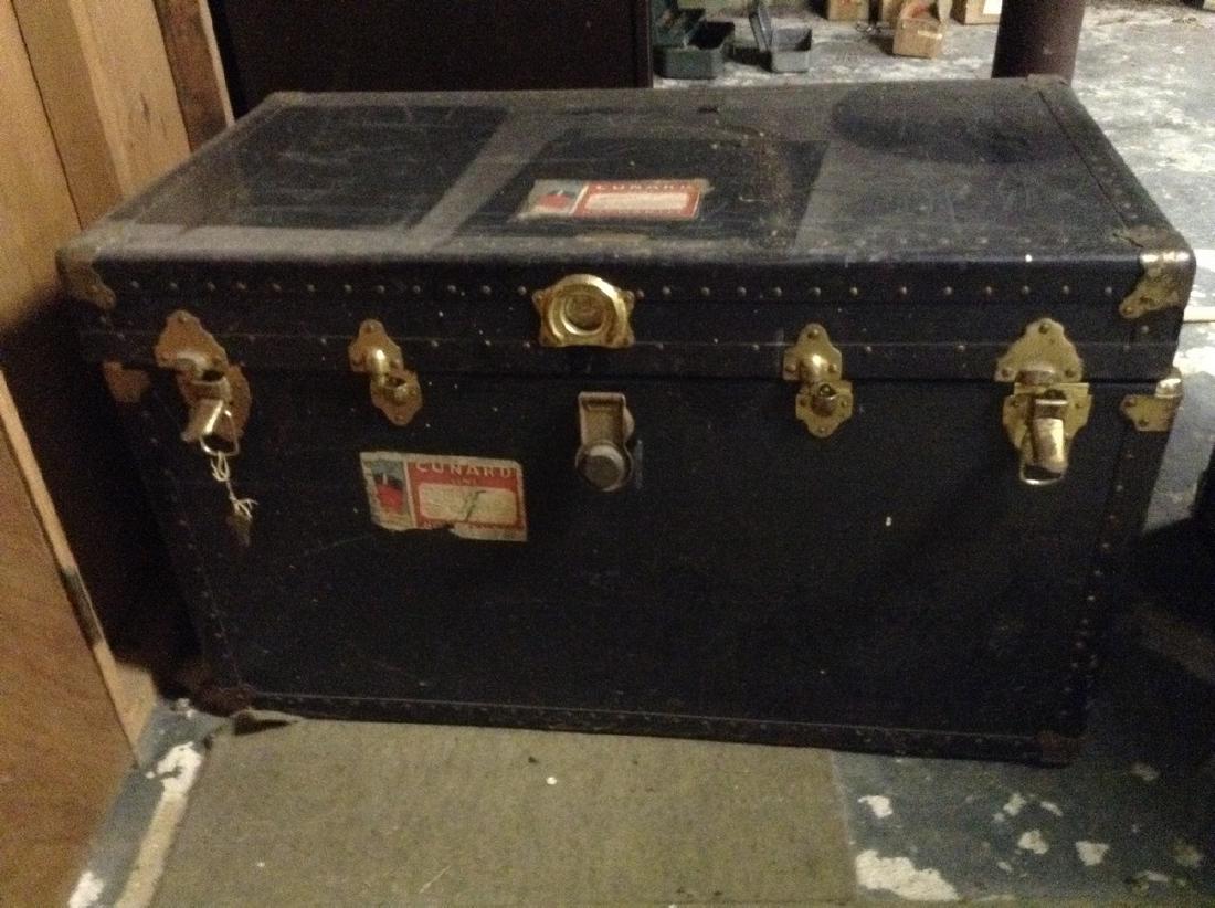 Steamer Trunk: Steamer Trunk