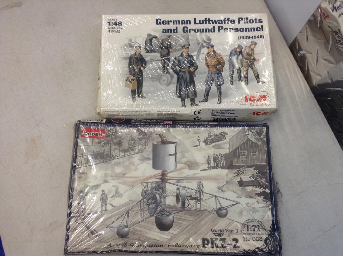Lot of 2 Military Models (1 of 1)