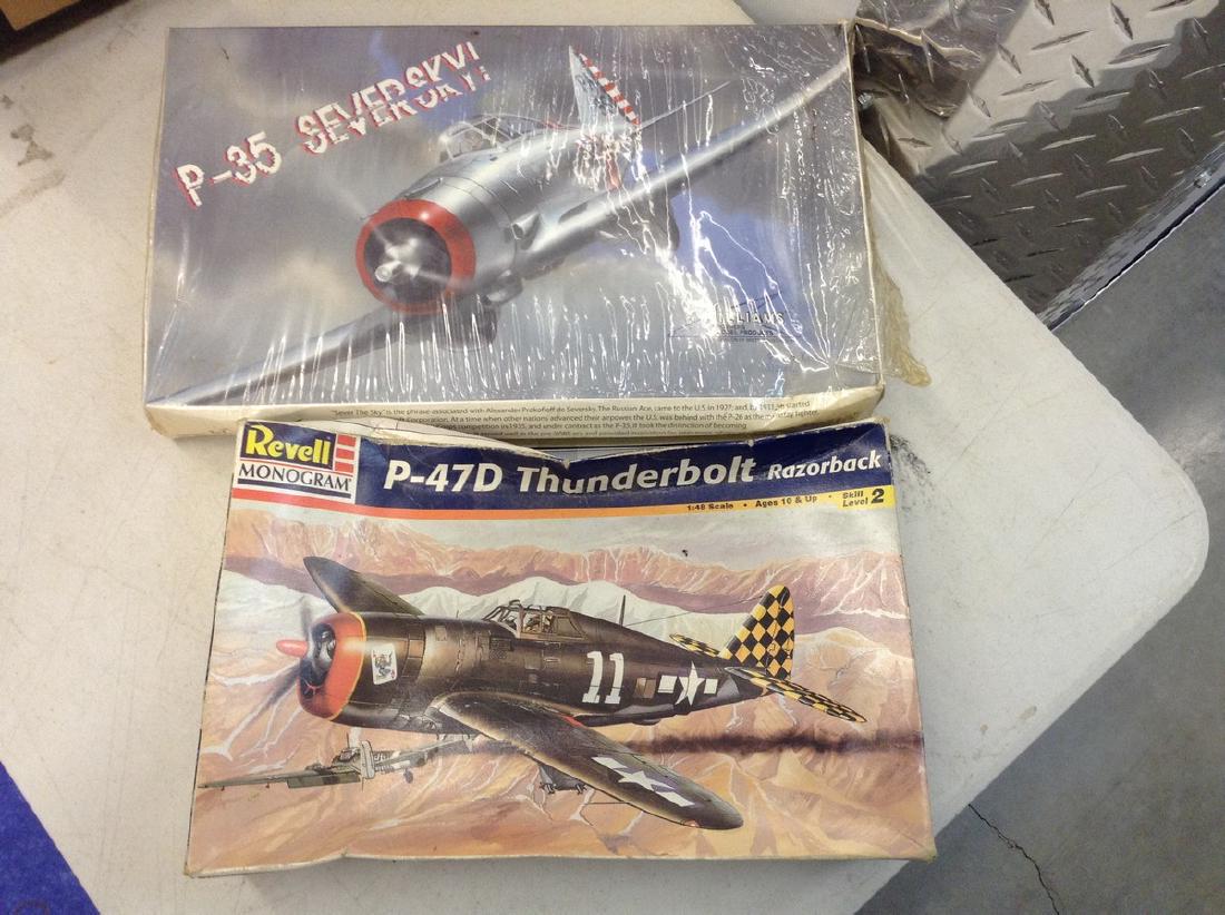 Lot of 2 Military Models (1 of 1)