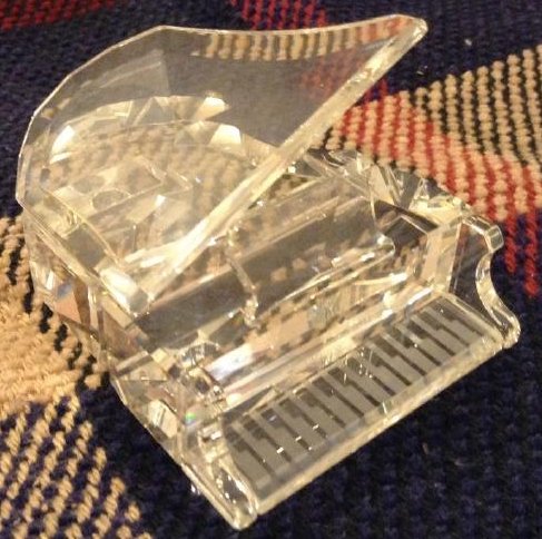 Crystal Piano 3" Long: Crystal Piano 3" Long