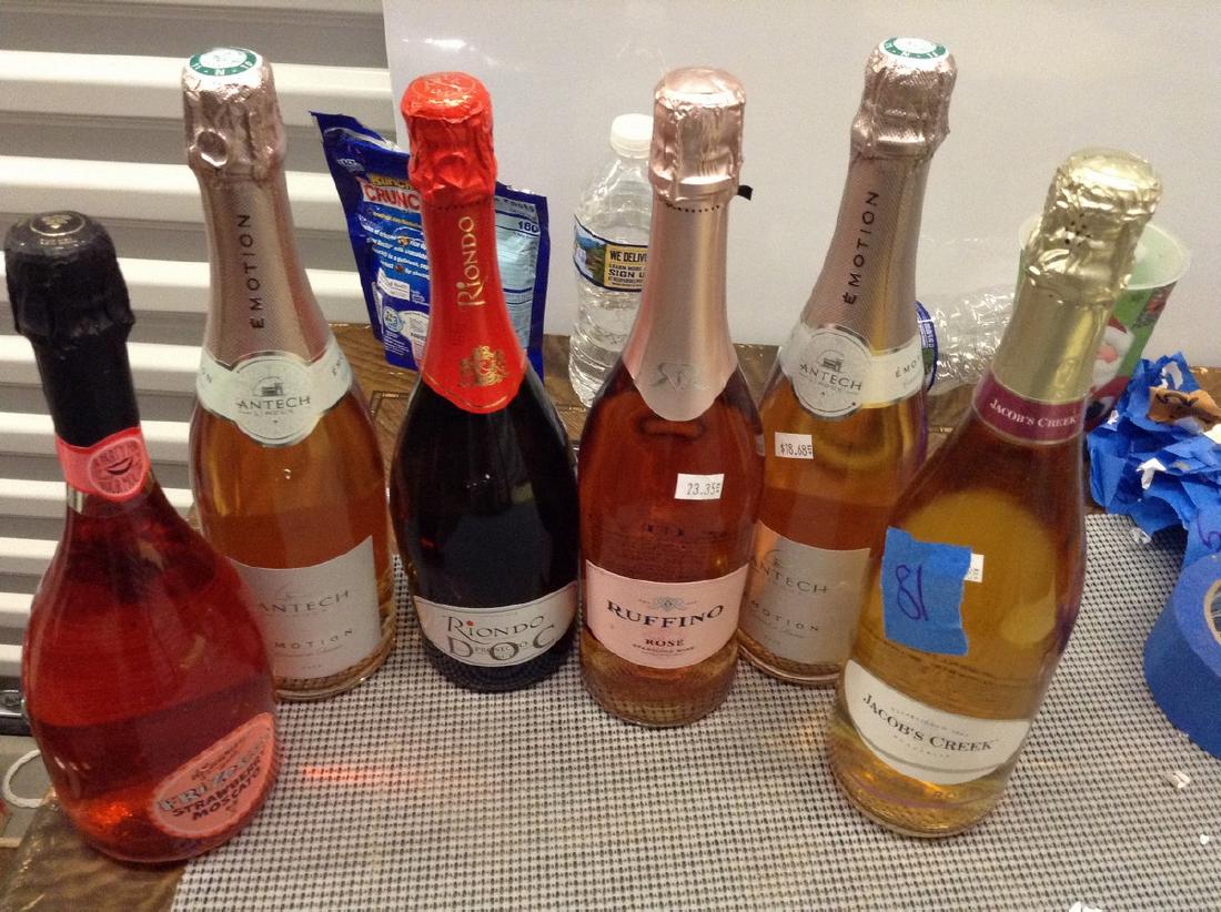 6 Mixed bottles of Champane (1 of 1)