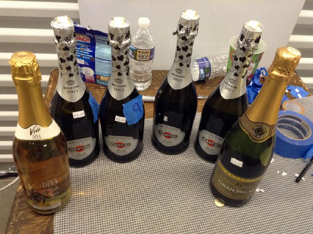 6 Mixed bottles of Champane (1 of 1)