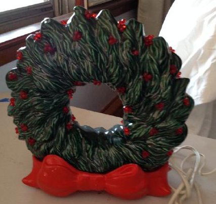 Vintage Ceramic Wreath - Light up (1 of 1)