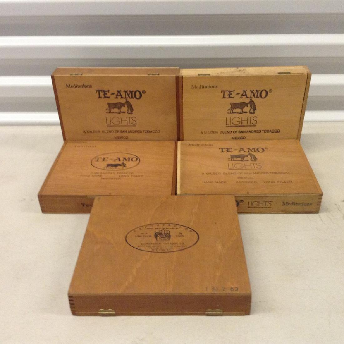 Lot of Te-Amo and other tobacco cases (1 of 1)