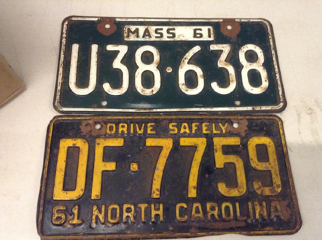 lot of 2 vintage  license plates (1 of 1)