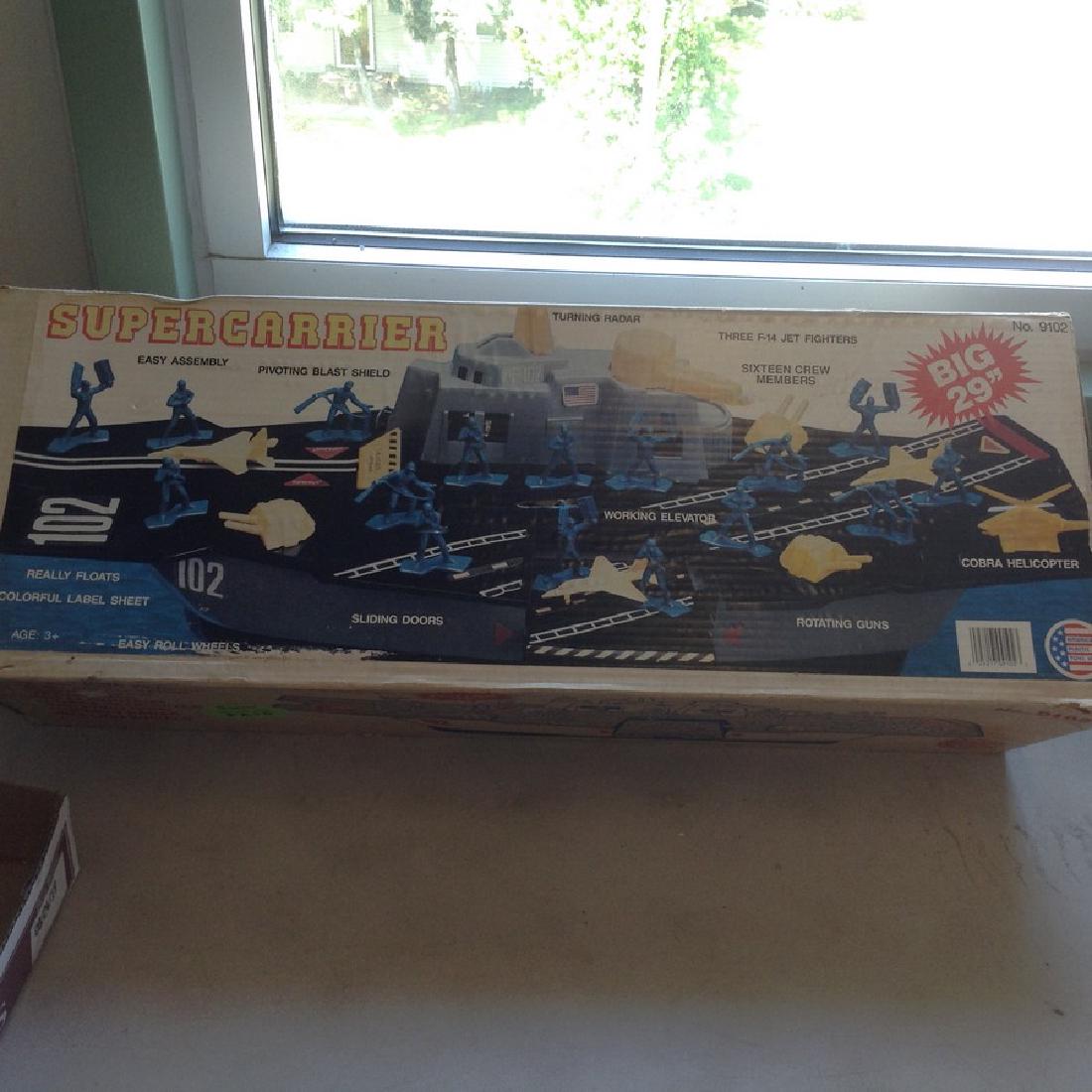 American Plastic Toys: Supercarrier in box: American Plastic Toys: Supercarrier in box