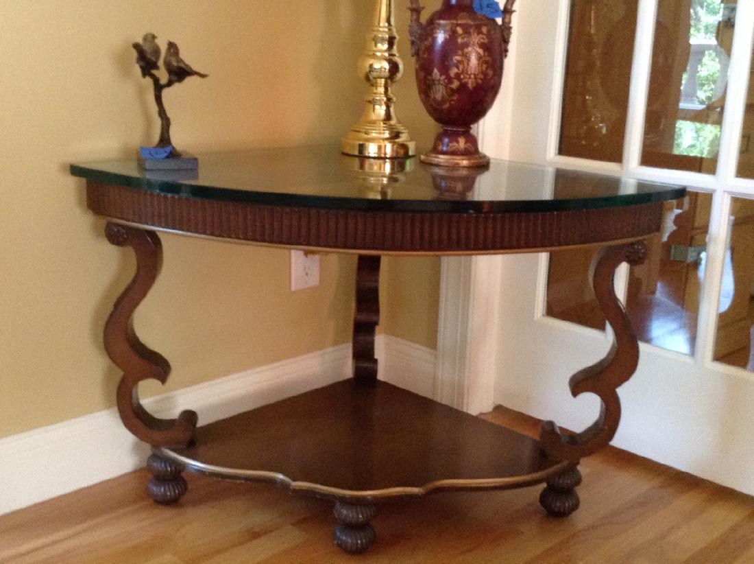 Corner Glass & Wood Table 3/4" Glass top end table (1 of 1)