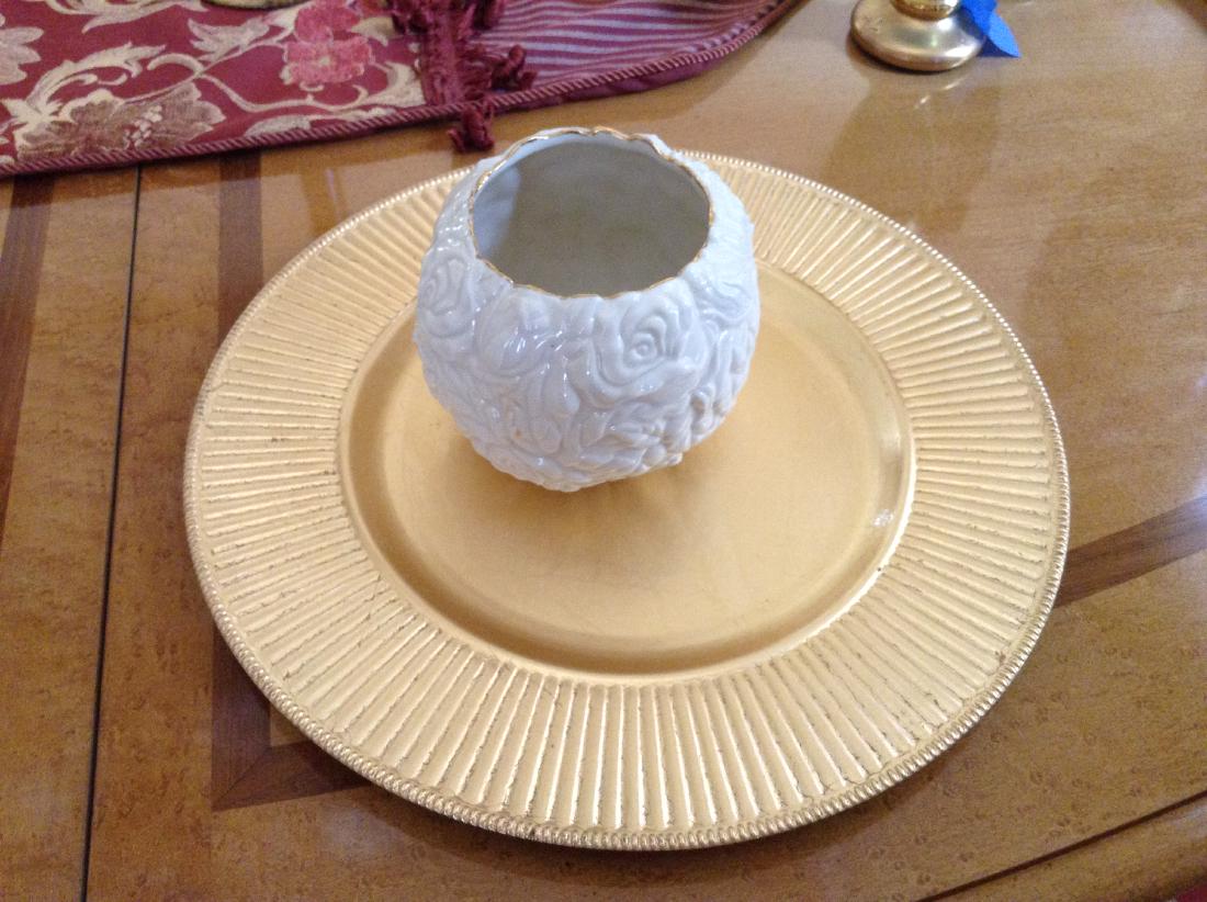 2 pieces of decorative items (1 of 1)