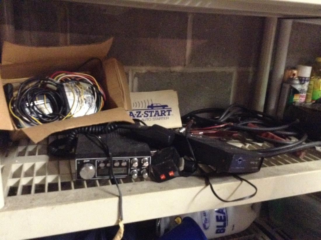 Vintage CB Radio, remote car starter (1 of 1)