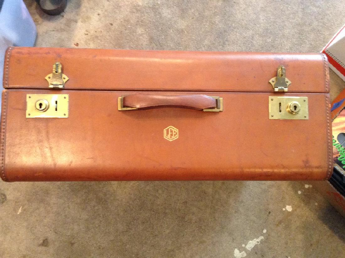 Vintage Lee Suitcase: Vintage Lee Suitcase