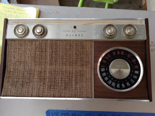 Zenith Am/fm Radio Model Mj1035