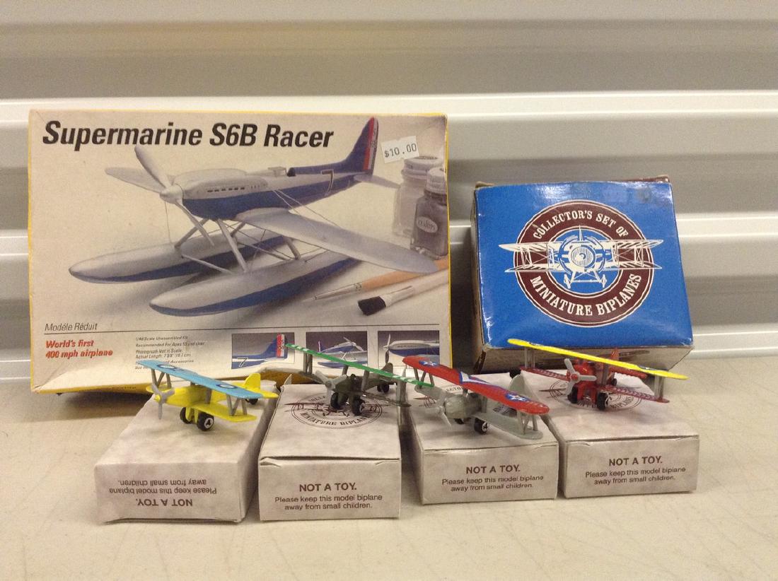 Collector's Set of Miniture Biplanes and Supermarine: Collector's Set of Miniture Biplanes and Supermarine S6B Racer