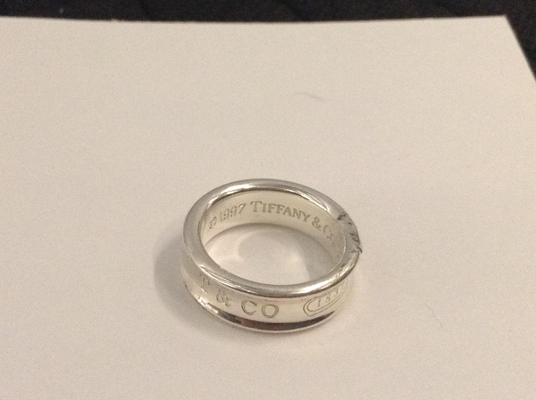 Tiffany Band Ring - 1997 wt 8g Size: 7 (1 of 1)