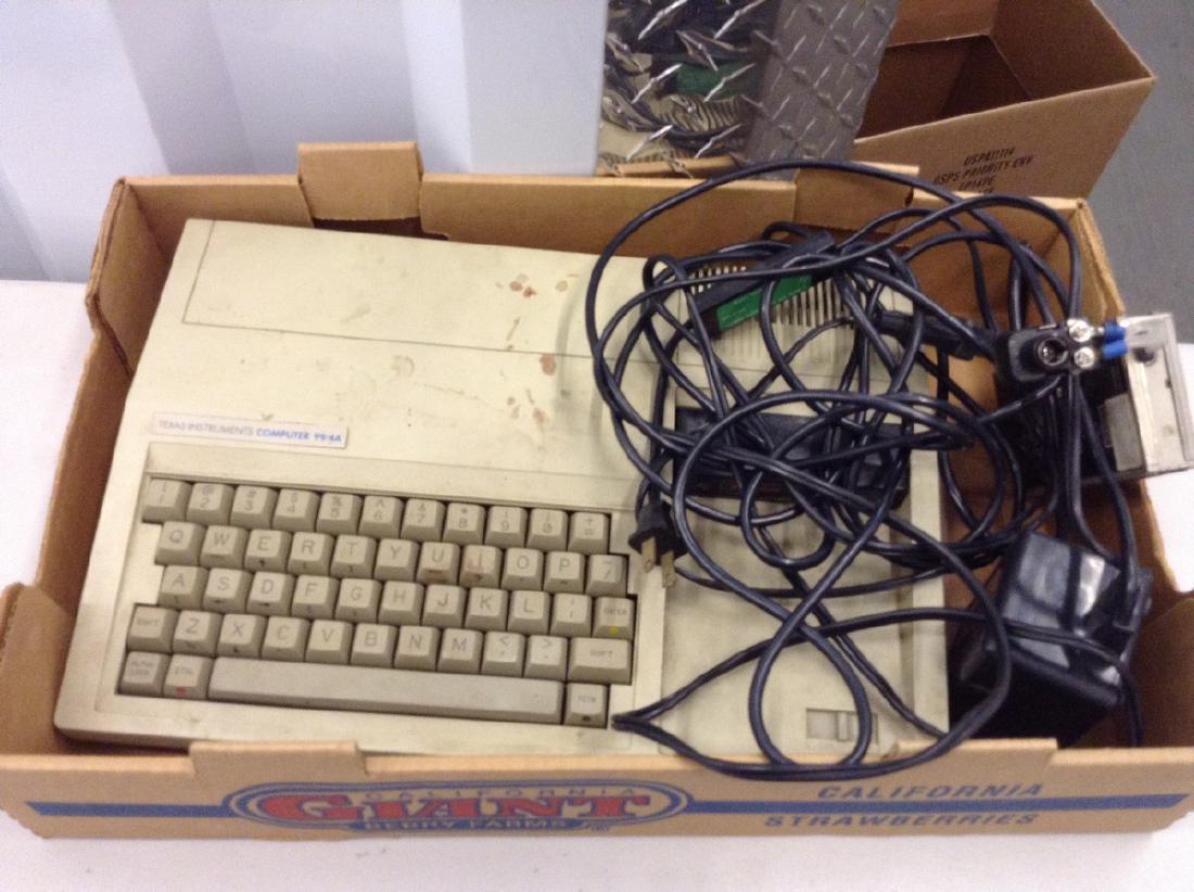 Texas Instrument computer 99/4A Keyboard and more (1 of 1)