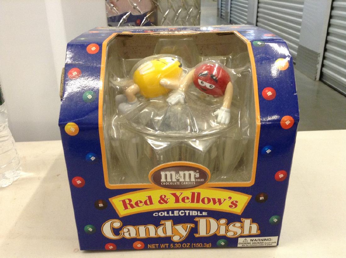 m&m red and yellow candy dish (1 of 1)