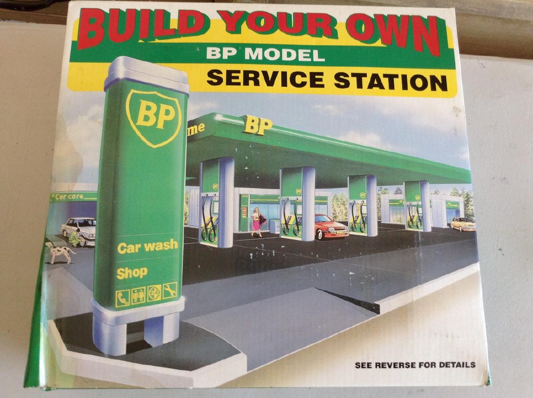Build you own BP Model Service Station model: Build you own BP Model Service Station model
