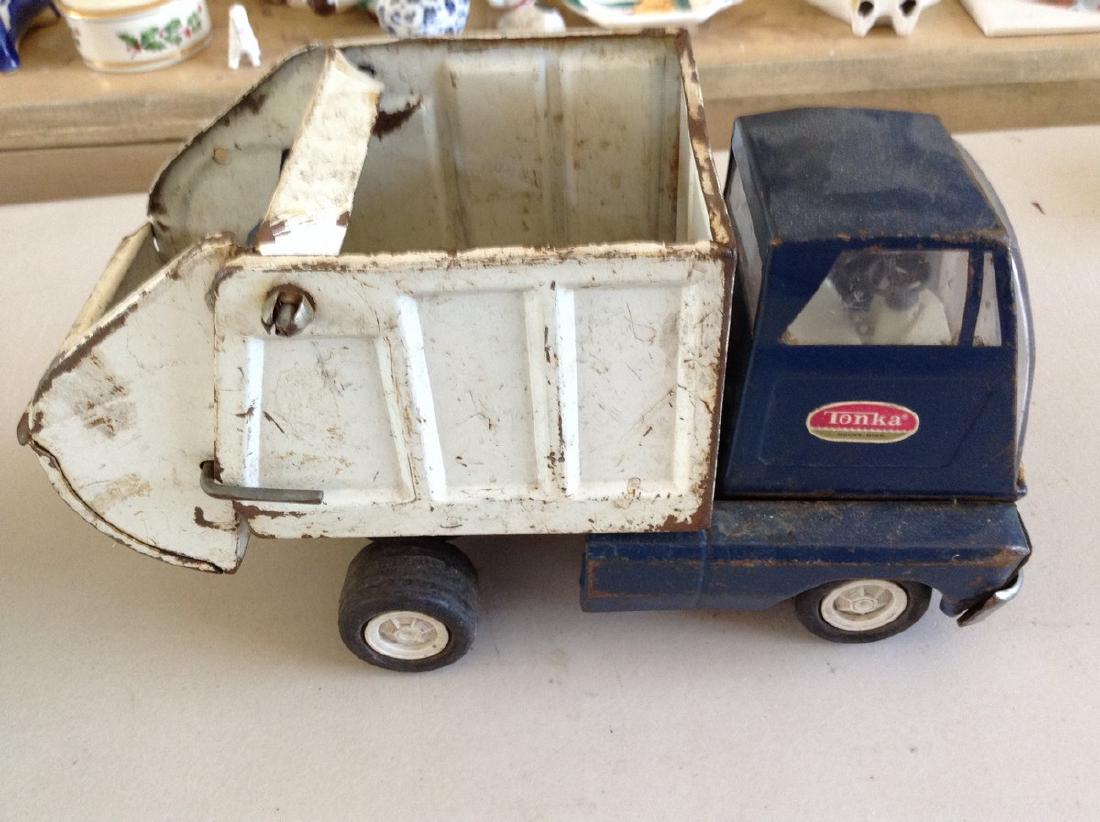 vintage Tonka truck: vintage Tonka truck