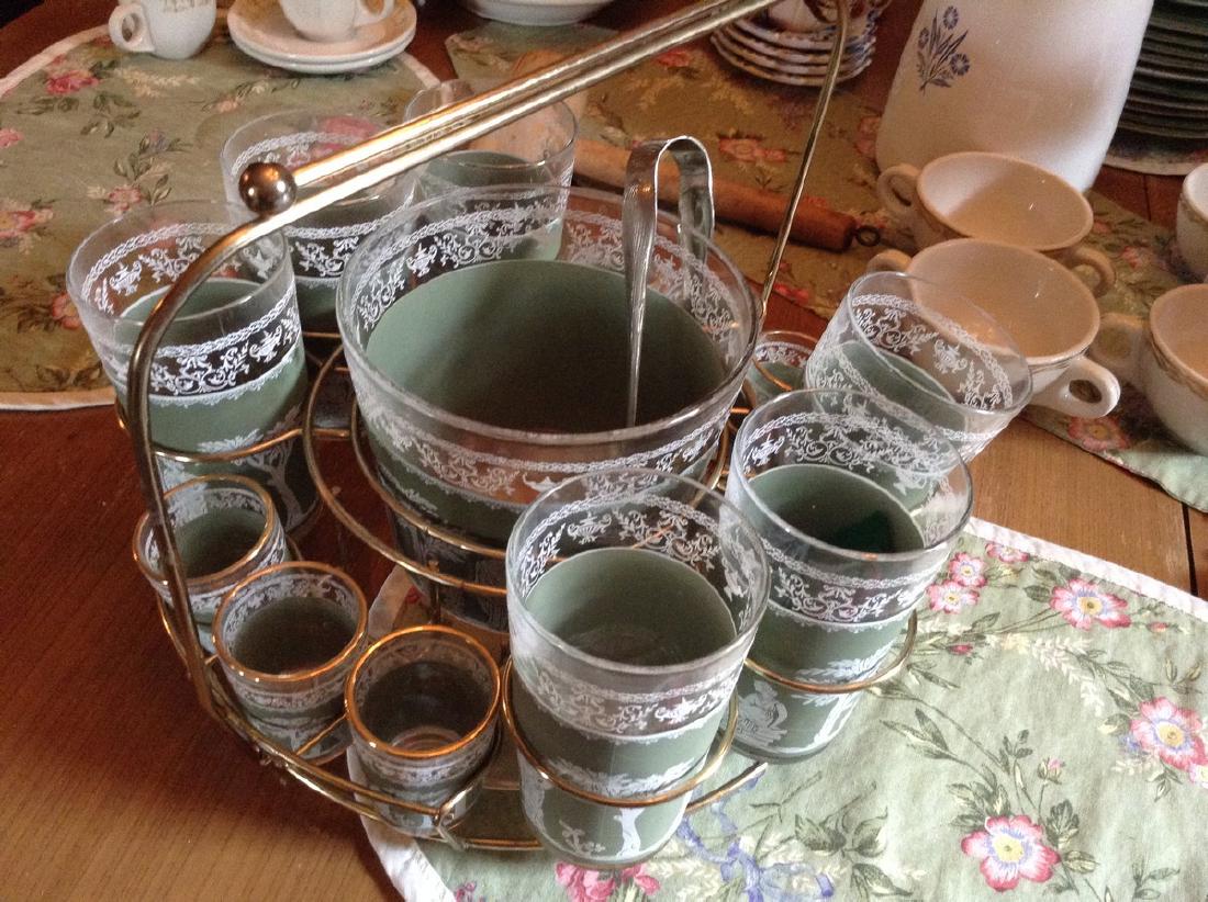 culture ice bucket, drinking glass and shot glasses: culture ice bucket, drinking glass and shot glasses