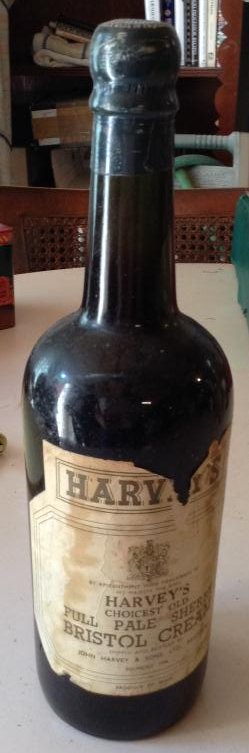 HarveyS LIQUOR VINTAGE 1970'S: Any contents in bottle is Free; You are bidding on the bottle & unbroken tax stamp