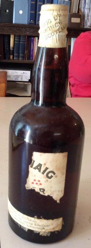 Haigmarked Scotland Label Riped: Any contents in bottle is Free; You are bidding on the bottle & unbroken tax stamp