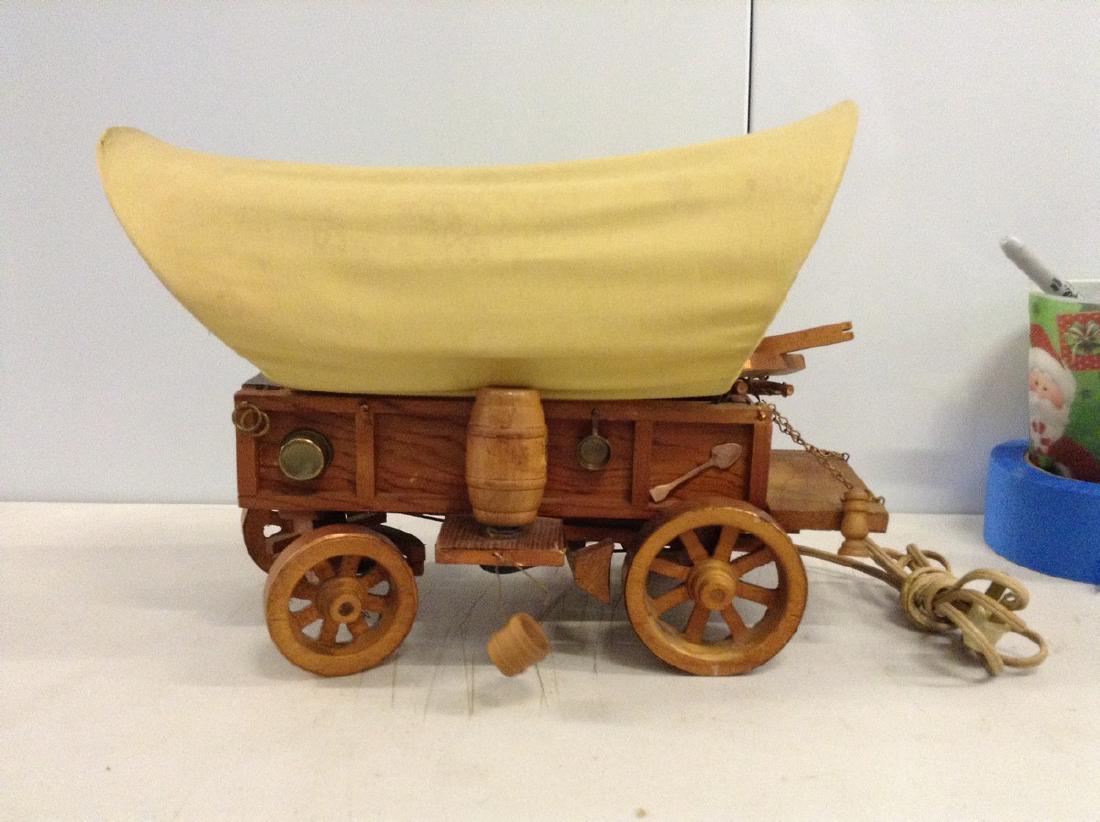 vintage mcm tb lamp of covered wagon (1 of 1)