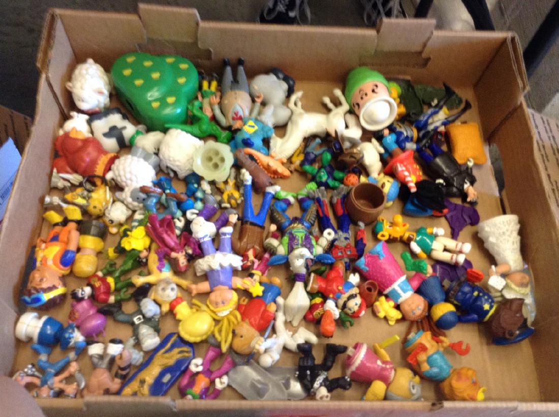 large lot of vintage children toys (1 of 1)
