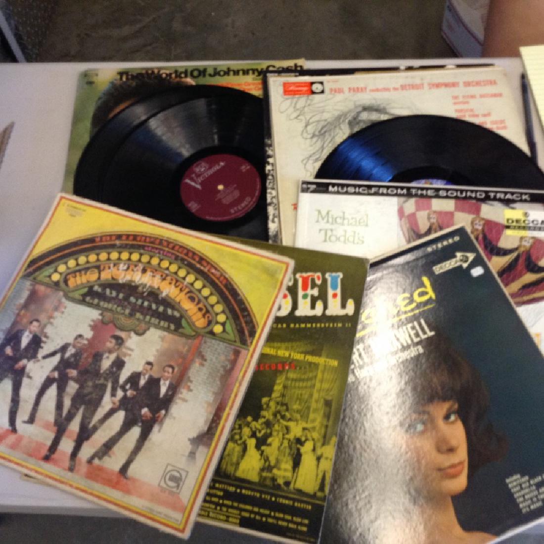 large amount of records (1 of 1)