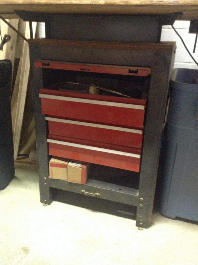 Craftsman tool box: Craftsman tool box